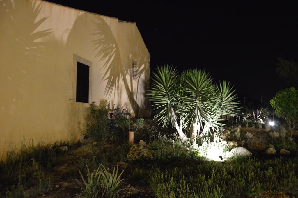 Le Sorelle Del Vino Marzamemi Exterior foto